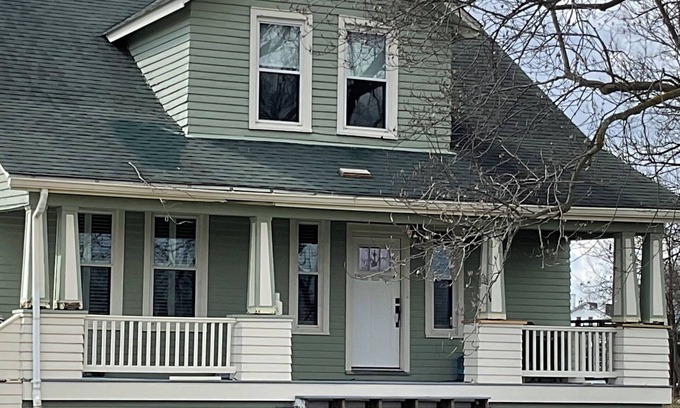 Lexington House | Spacious 4-bedroom country house, in Lexington, just minutes from the Horse Park