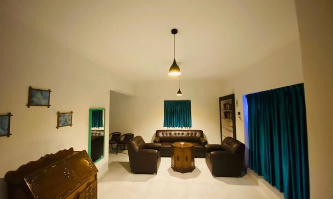 Candolim House | Spacious 4-bedroom house in charming Goa with AC, WiFi
