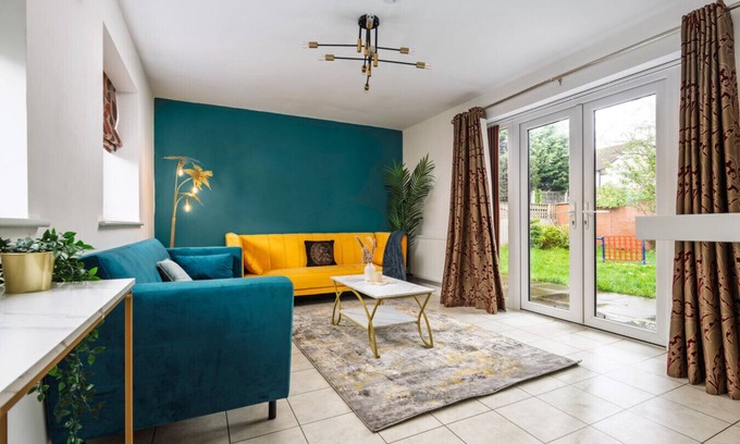 Manchester House | Spacious 4bd 3.5bt - Etihad COOP -Cinema PoolTable
