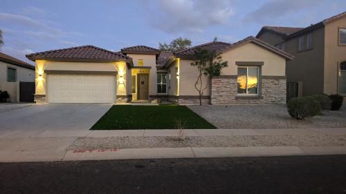 Rovey Farm Estates House | Spacious 5 BD Luxury Getaway Near Westgate