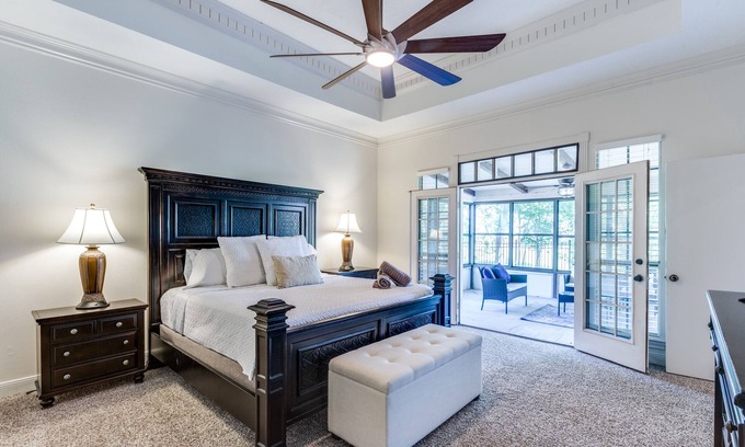 Atascocita House | Spacious -5 bed-5ba Golf Course - Lake Access - Pet Friendly - Long-Term Stays