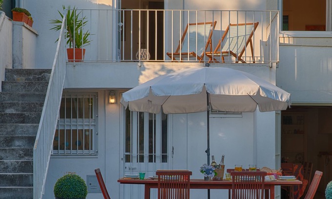 Aguda House | Spacious 5-bedroom house with garden in charming Arcozelo 1´ to the beach
