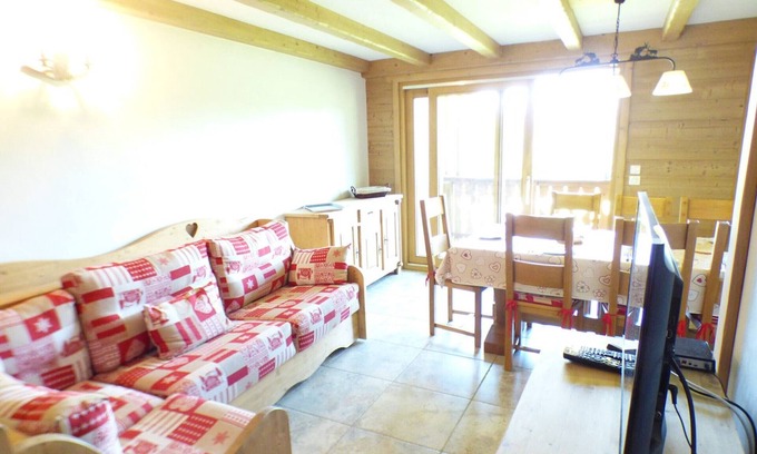 Les Saisies Apartment | Spacious 5-Room Apartment in Les Saisies for 8, with Balcony and Garage