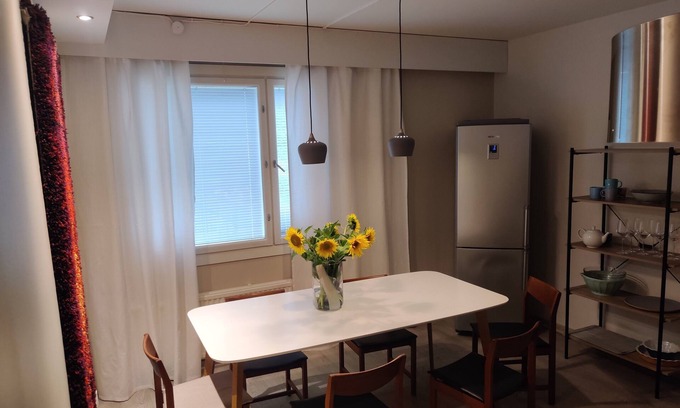 Koillinen District Apartment | Spacious 57-sqm, ground-floor flat in Helsinki, perfect for two persons!