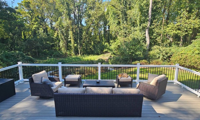 Annapolis House | Spacious 6-bedroom home with pool in quiet neighborhood near USNA.