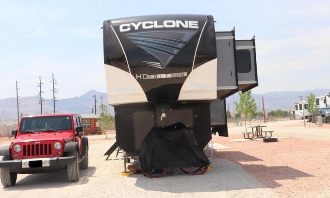 Huntington Other | Spacious 85ft RV Site