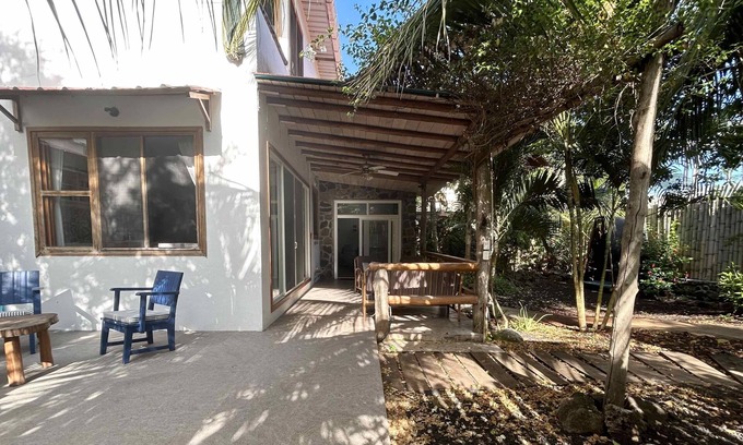Bahia de la Academia House | Spacious and Beautiful home in the Galapagos Islands