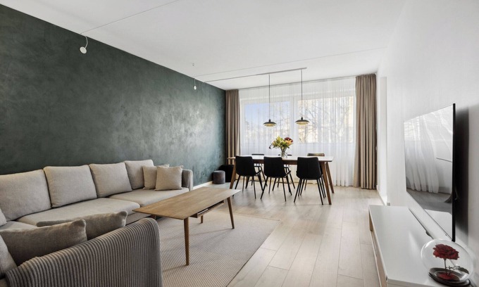 København NV Condo | Spacious and central family home w/free parking