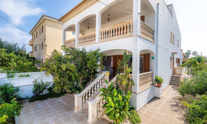 Colonia Sant Jordi Apartment | Spacious Apartment Tobalu with Wi-Fi, Balcony, Terrace & Garden