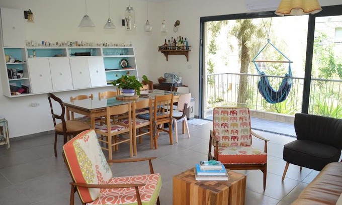 Katamon Apartment | Spacious apartment in Old Katamon