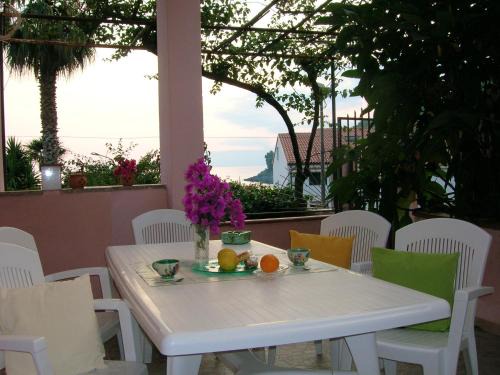 Fiumicello Santa Venere Apartment | Spacious apartment in Maratea with sea view 95 m²