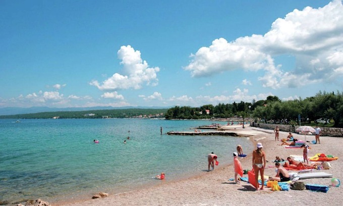 Milcetici Apartment | Spacious apartment with terrace,450 m distant from the beach !