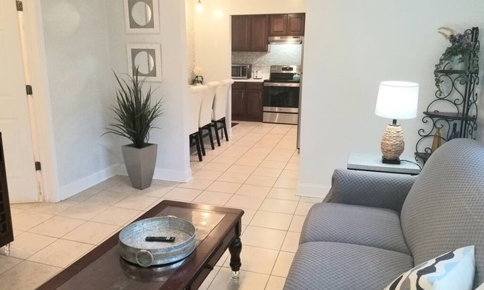 Newton Apartment | Spacious, but cozy apt - minutes from Hickory