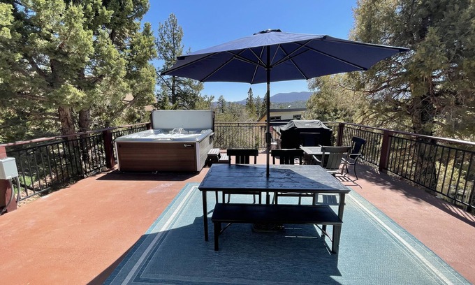 Whispering Forest House | Spacious Cabin: Fun Game Room, Large Kitchen, Views!