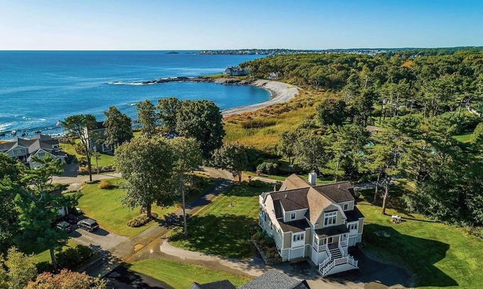 Cape Neddick House | Spacious Cape Neddick Coastal Home !n