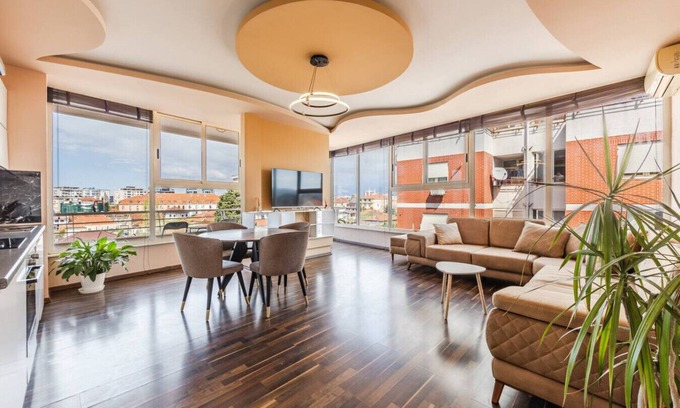 Shkoder Apartment | Spacious City-View Apartment Overlooking Shkodër