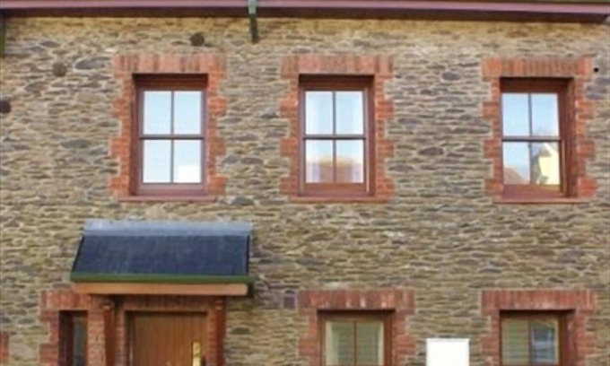 Dingle House | Spacious Comfortable Holiday Home in the Heart of Dingle
