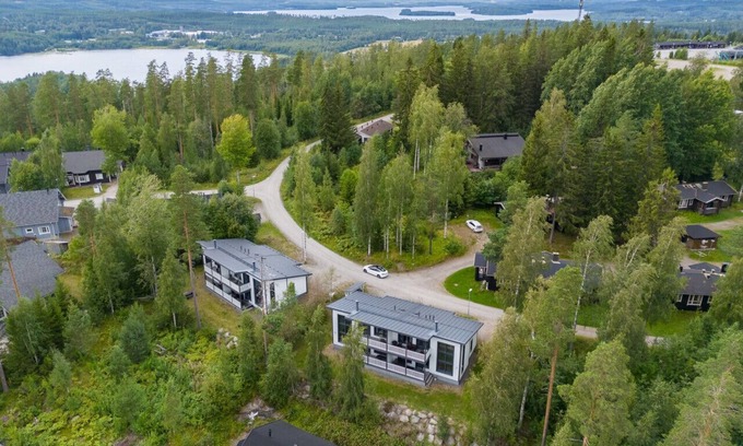 Muurame House | Spacious & Cozy 2BR Cabin at Riihivuori Peak next to Ski Slopes