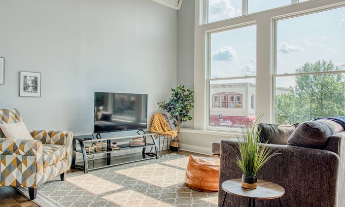 Owosso Apartment | Spacious Downtown Owosso Loft