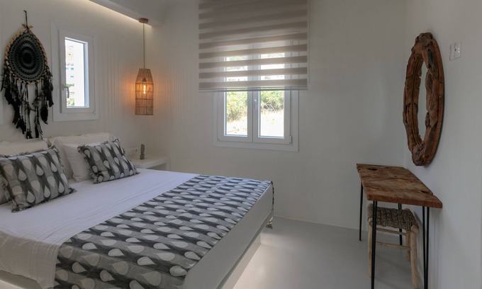 Naxos Town Villa | Spacious, Family Friendly Villas With Panoramic Sea View on Naxos island
