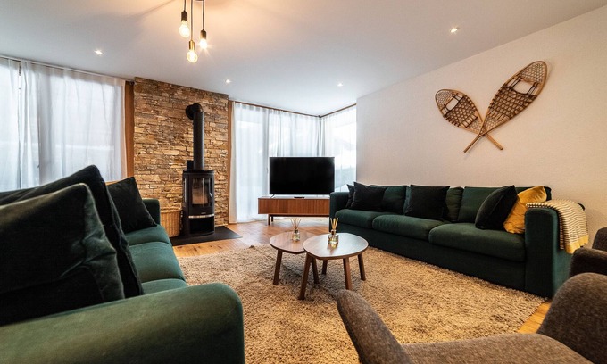 Saas-Fee Apartment | Spacious Ground Floor 4 Bedroom, 3 Bathroom Apartment with Large Garden