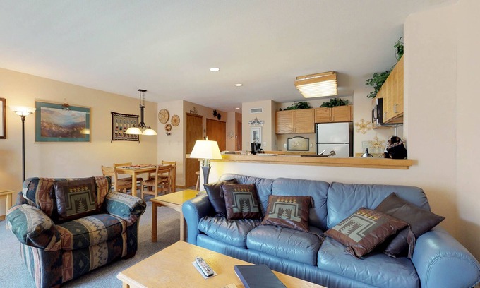 Mountain House Condo | Spacious, ground-level condo with ski views, pool, & hot tub