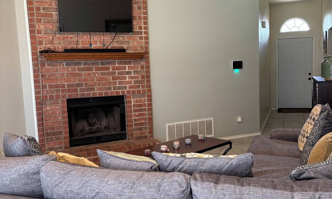 Killeen House | Spacious Home w/Large Backyard