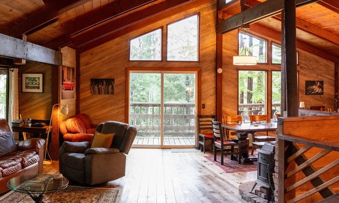 Albion House | Spacious home with private hot tub in Mendocino redwood forest.