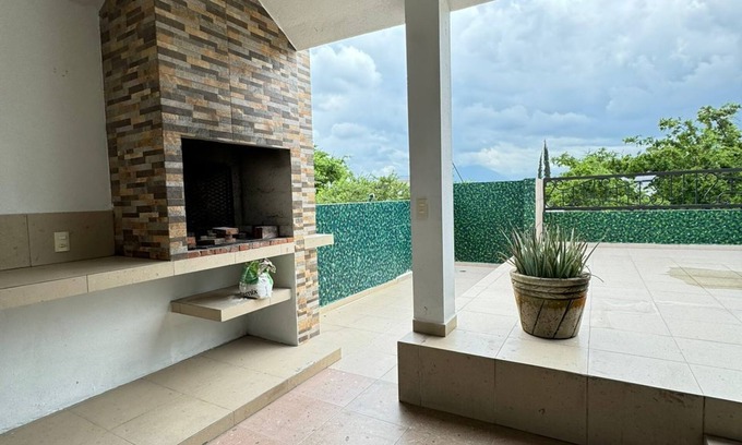 San Nicolas de los Garza House | Spacious house with large terrace and barbecue