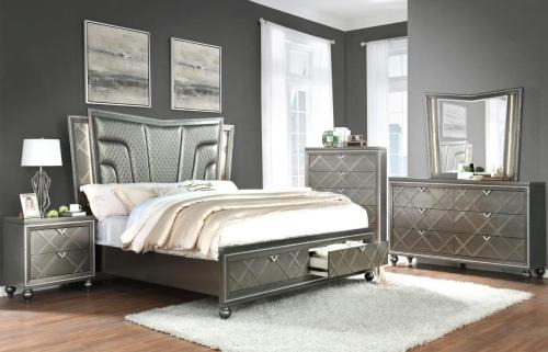 Greensboro Apartment | Spacious Kingbed 3b2b Apt with stairs sleeps 7 pool and grill