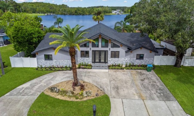Palm Harbor House | Spacious Lake Tarpon Getaway