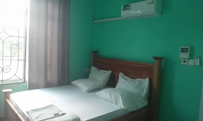 Kisutu Cabin | Spacious lodge with 6 bedrooms and WiFi, AC in phenomenal Dar es Salaam