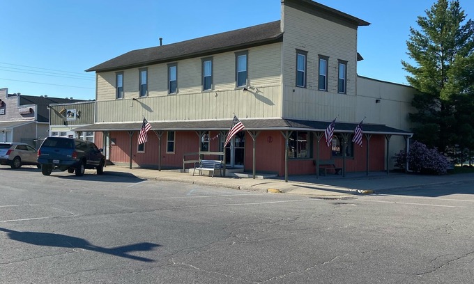 Lewiston Apartment | Spacious Loft in Downtown Lewiston