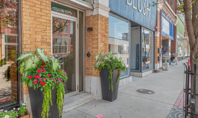 Joplin Apartment | Spacious Loft in walking distance to coffee shops and great dining options.