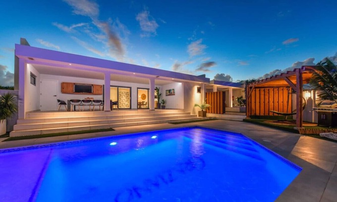 Kamay Villa | Spacious Luxury 5BR Villa with Private Pool at Casa Graziano by Bocobay
