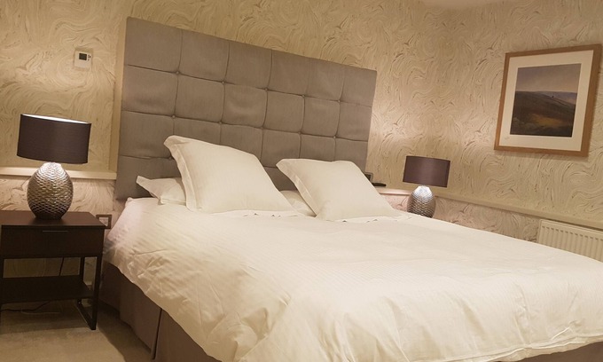 Covent Garden Apartment | Spacious luxury in fashionable Covent Garden (Sleeps 6)