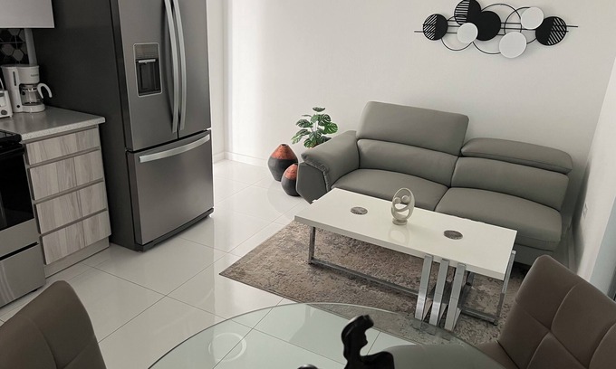 Camaceyes Apartment | Spacious luxury modern apartment with generator near the beach and airport