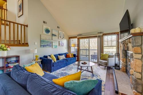 Tannersville House | Spacious Modern Home about 1 Mi to Camelback Mountain!