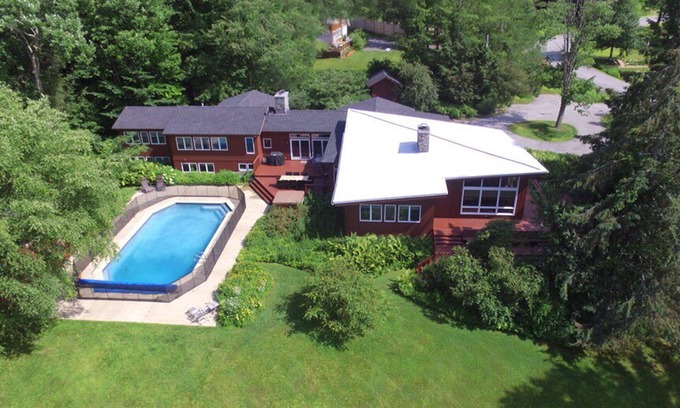Stowe Area House | Spacious Mountain View Home - Hot Tub, Pool, Firepit, Gym - Perfect for families