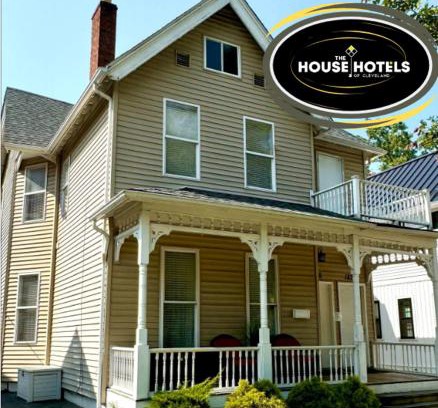 Detroit - Shoreway House | Spacious Ohio City District Home