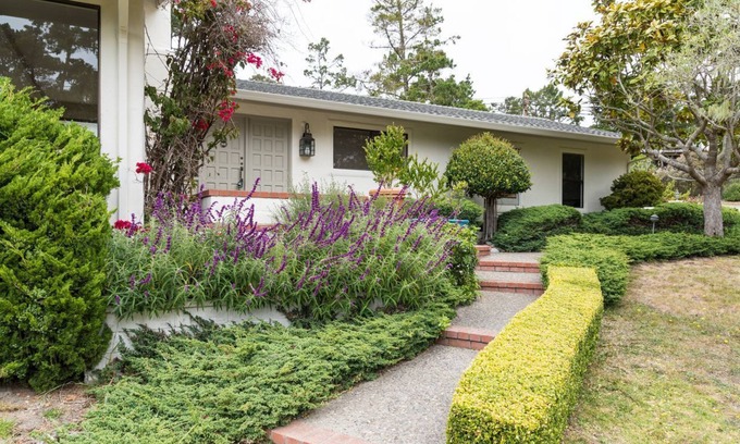 Del Monte Forest House | Spacious Private Oasis in Pebble Beach- Golf~Beach~US Open~Concours~Pro Am