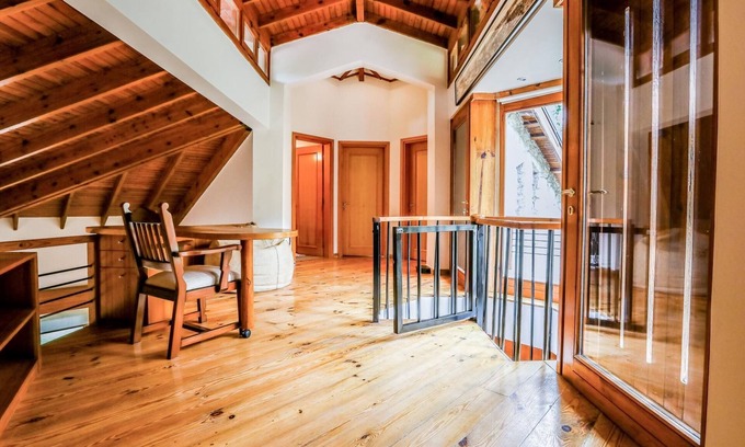 Sariyer Villa | Spacious Private Villa with Pool in Sile