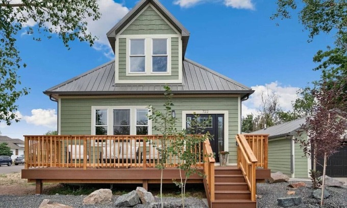 Cheyenne House | Spacious Retreat Downtown Location with Game Room