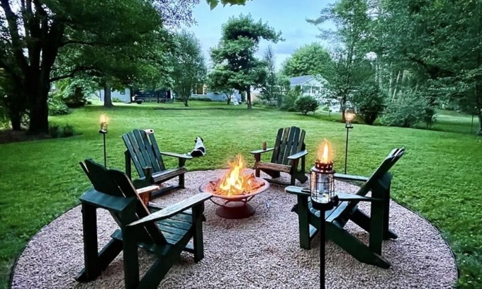 Cedar Bluff House | Spacious river front home located on the beautiful Clinch River. Unique! Clean!