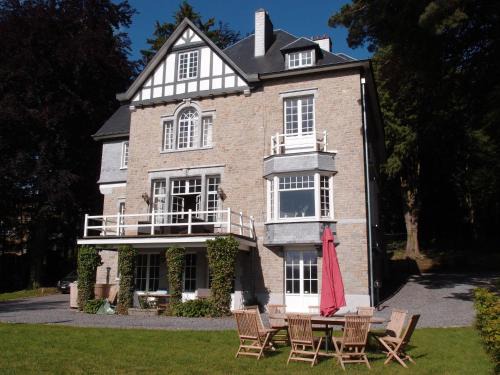 Spa Villa | Spacious Spa Villa with Garden