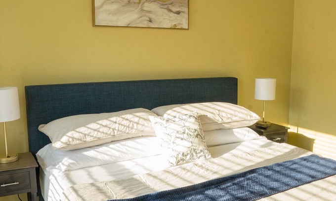 Kreole Apartment | Spacious & Stylish Dual Apartments in Moss Point