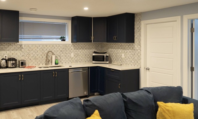 West Edmonton House | Spacious suite