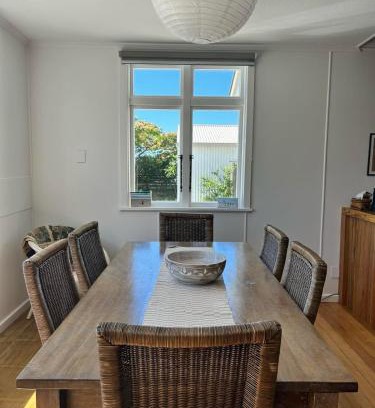 Kaikoura House | Spacious, Sunny and Warm Home in Kaikoura