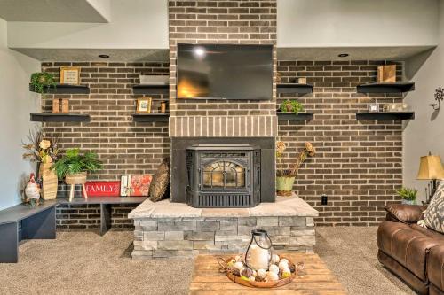 Tooele House | Spacious Tooele Unit with Sprawling Mtn Views!