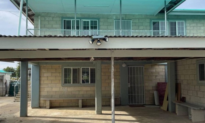 Nuku'alofa Apartment | Spacious Upstair 3-bedroom apartment with WiFi, AC in beautiful Fanga o pilolevu